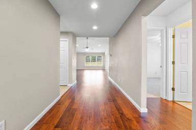 Main picture of 2817 Lynwood Hills Dr