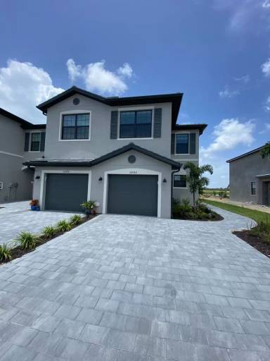 Main picture of 14182 Pine Lodge Ln
