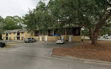 Main picture of 513 SW 68th Ter