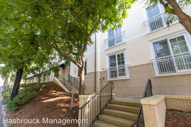 Main picture of 1001 East Market St