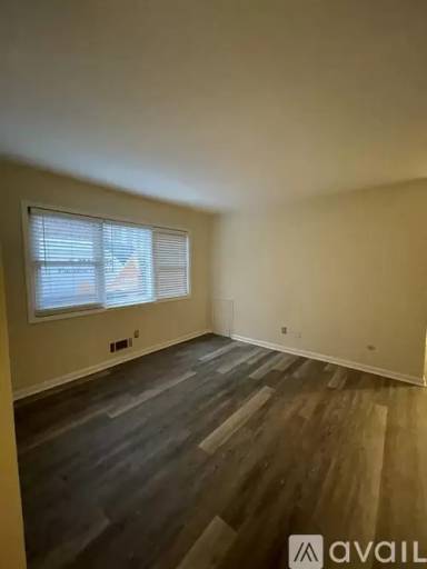 Main picture of 3668 Kingsboro Rd NE