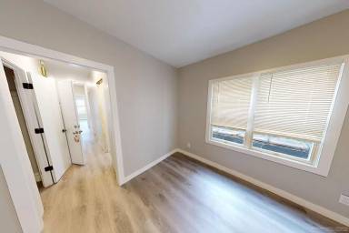 Main picture of 7926 Lorain Ave