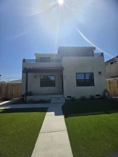 Main picture of 611 Silver Strand Blvd