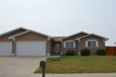 Main picture of 308 37th Ave NE