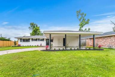Main picture of 4318 Pleasant Dr