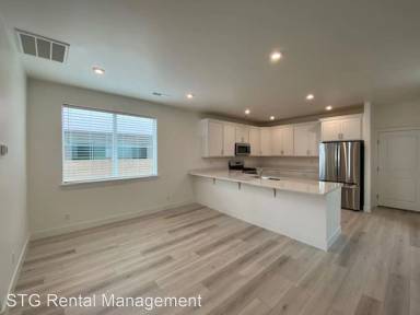 Main picture of 5691 S Garnet Dr