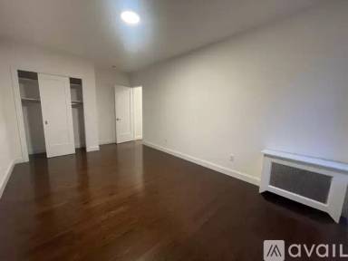 Main picture of 600 W 178th St