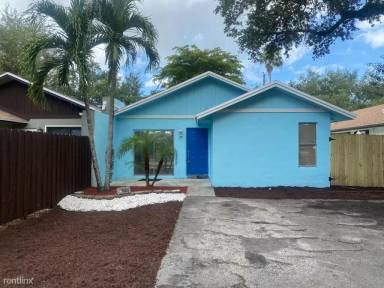 Main picture of 5504 SW 43rd Ter