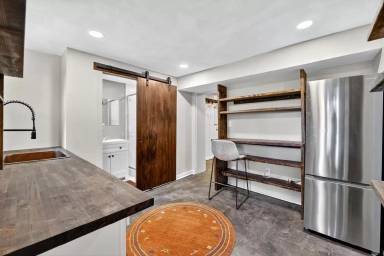 Main picture of 6017 Inwood St
