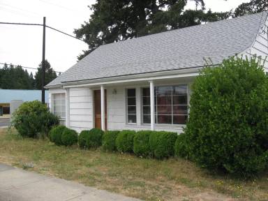 Main picture of 115 NE 28th Ave