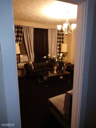 Main picture of 919 Lenox Pl