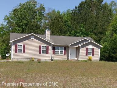 Main picture of 300 Gus Ct