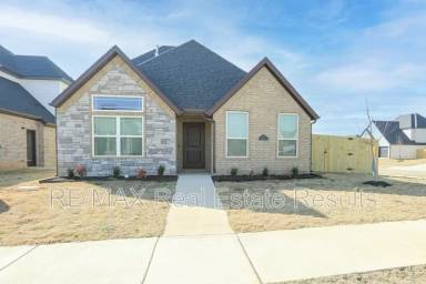 Main picture of 3213 SW Lovely Ln
