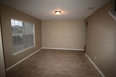 Main picture of 10515 Talon Pt