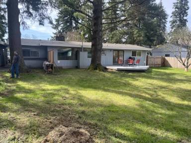 Main picture of 4605 237th Pl SW