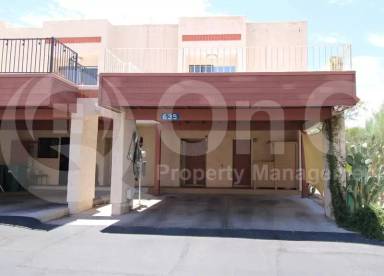 Main picture of 635 W Calle de las Lomitas