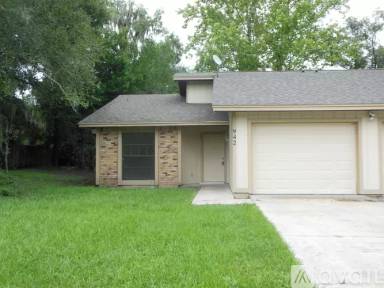 Main picture of 942 Beau Ct