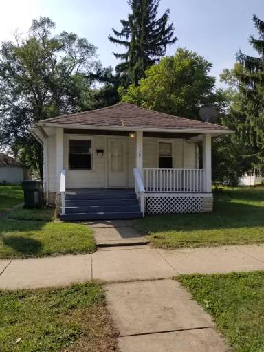 Main picture of 1128 Queen St