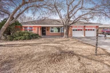 Main picture of 3608 S Austin St