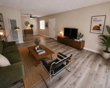 Main picture of 815 N Benton Way