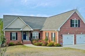 Main picture of 35 Pinewinds Dr
