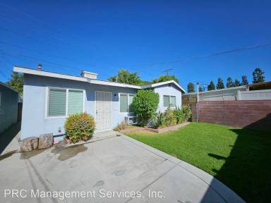 Main picture of 1905 Keeler St