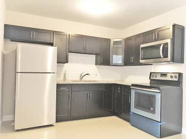 Main picture of 7650 SW 10th Ct