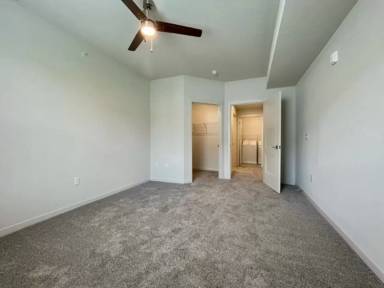 Main picture of 6040 Lake Estates Dr