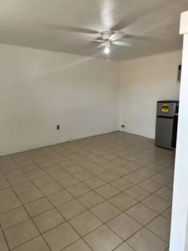 Main picture of 187 W Center St
