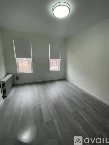 Main picture of 346 Grove St
