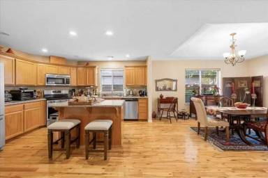 Main picture of 3248 Ford Dr