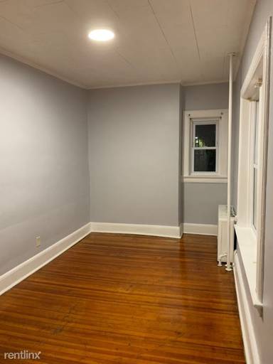 Main picture of 51 Elm St