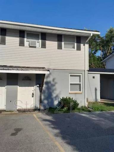 Main picture of 248 E Prospect St