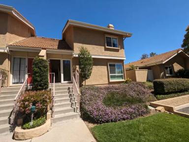 Main picture of 327 Sprucewood Ave