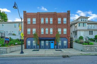 Main picture of 24 West Ave