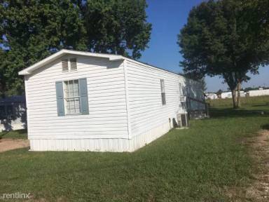 Main picture of 1608 State Highway 75 N