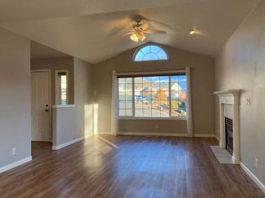 Main picture of 2574 Ptarmigan St NW