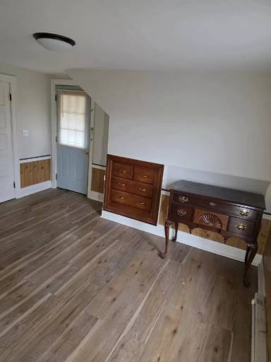 Main picture of 75 Ashland St