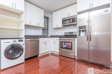 Main picture of 910 Prospect Pl