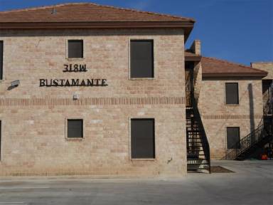 Main picture of 318 W Bustamante St