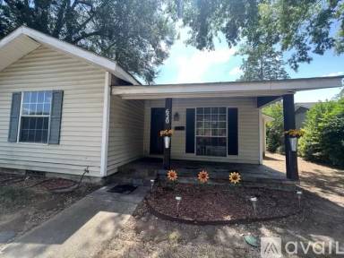Main picture of 620 E Starr Ave
