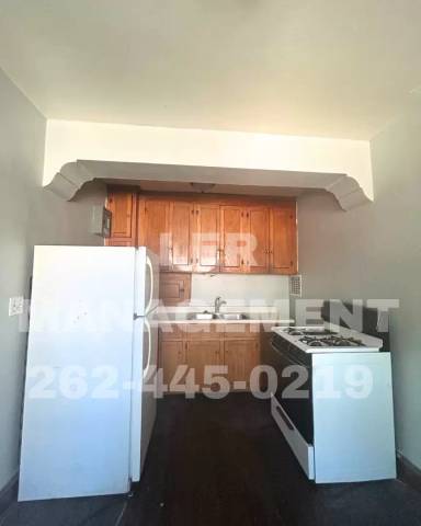 Main picture of 2701 Arlington Ave