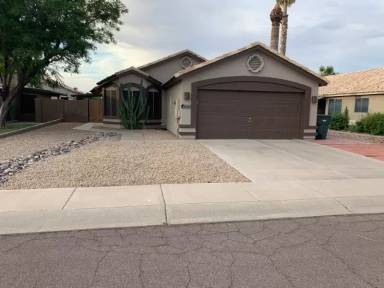 Main picture of 3026 E Kerry Ln