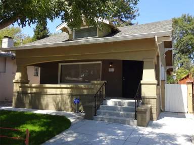Main picture of 354 50th St