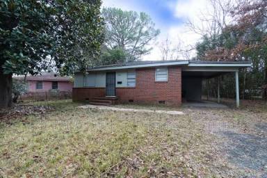 Main picture of 2940 Blan St