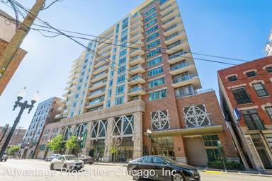 Main picture of 1364 W Greenleaf Ave