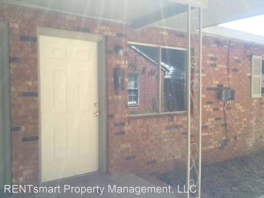 Main picture of 2921 Hood St