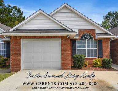 Main picture of 124 Town Park Dr