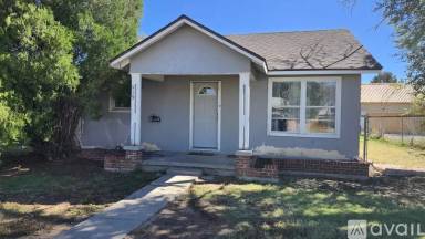 Main picture of 615 W 3rd St