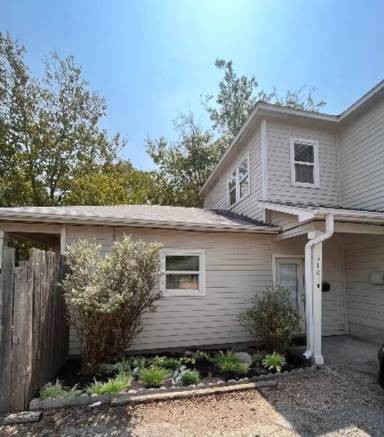 Main picture of 5101 Guadalupe St